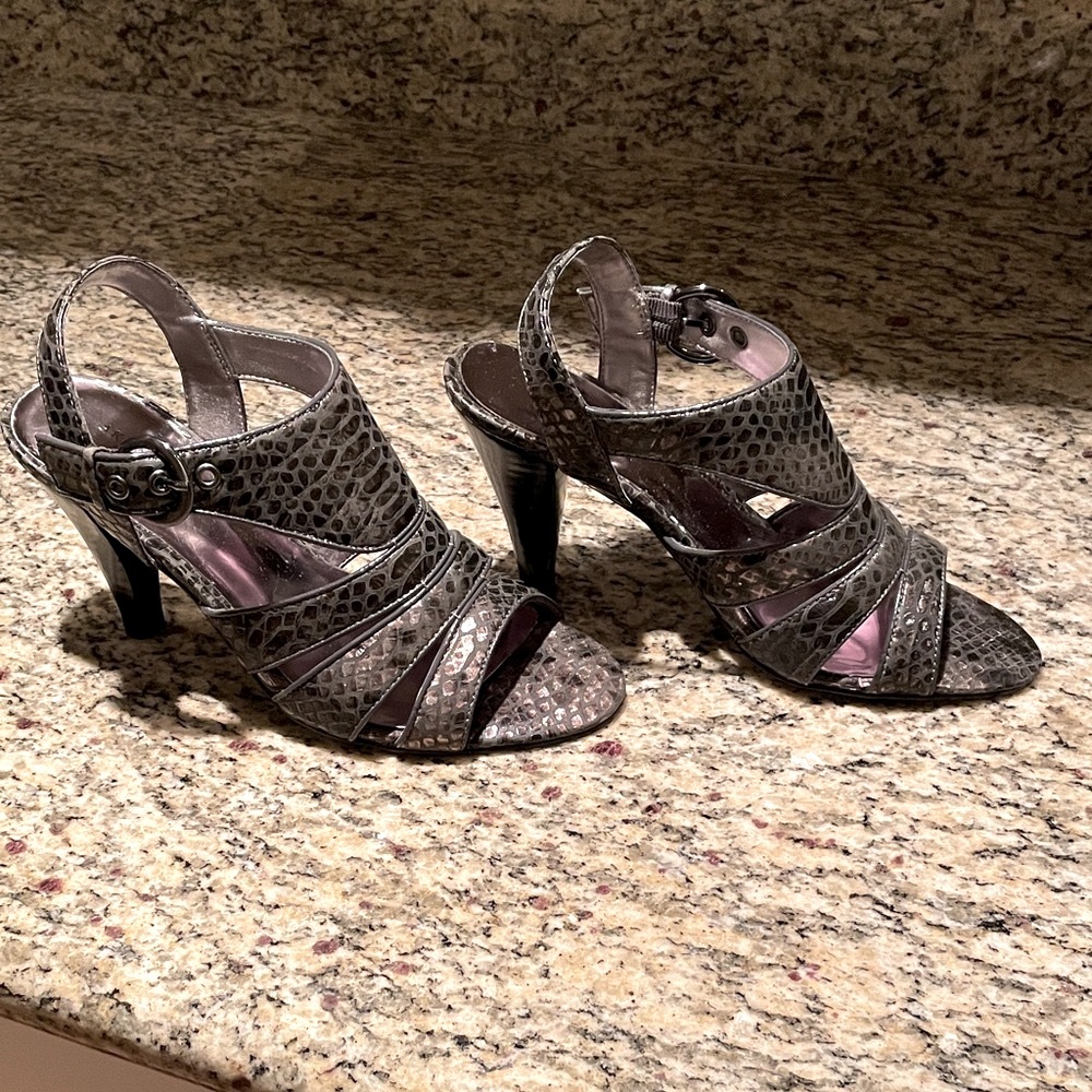 Anne Klein Snakeskin Heels in Black and Gray
